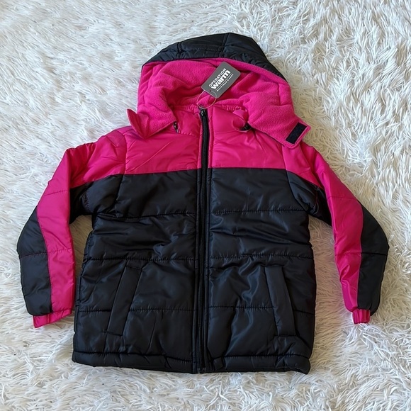 Operation warm unisex kids Black/Red winter coat size 7/8